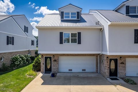 Condo For Sale - 1317 Blennerhassett Avenue #A<br/> Belpre, OH 45714