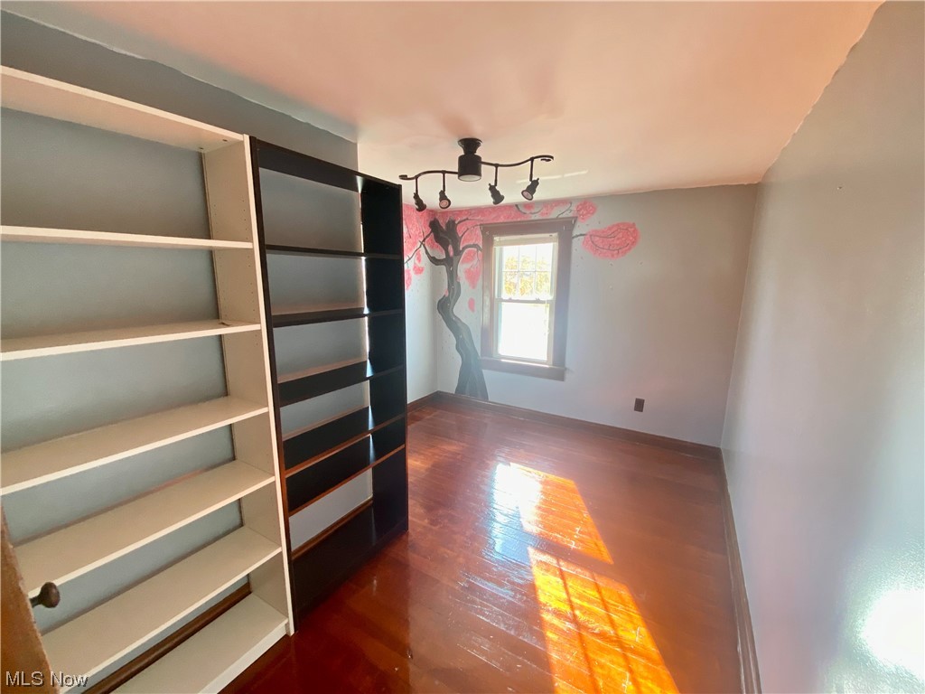 Townsend Villa - Residential