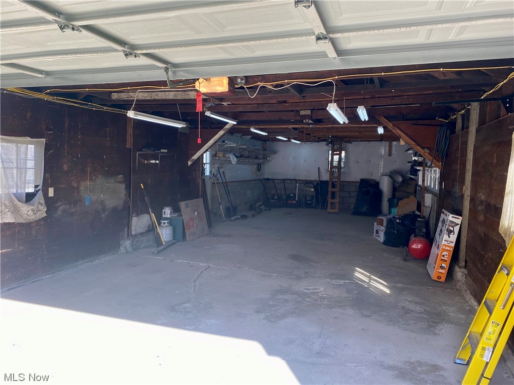 Townsend Villa - Residential