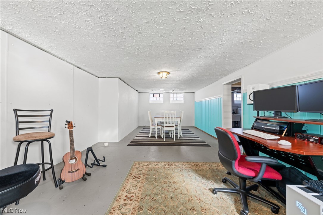 Broadfield Sub/W H Tellings - Residential