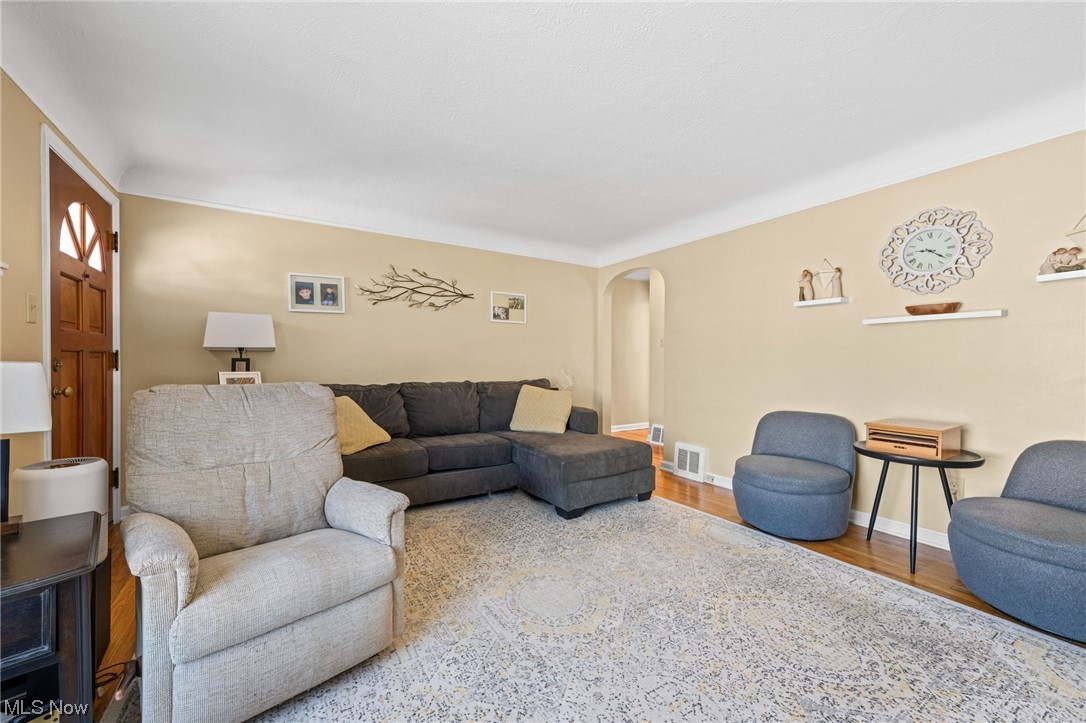 Broadfield Sub/W H Tellings - Residential