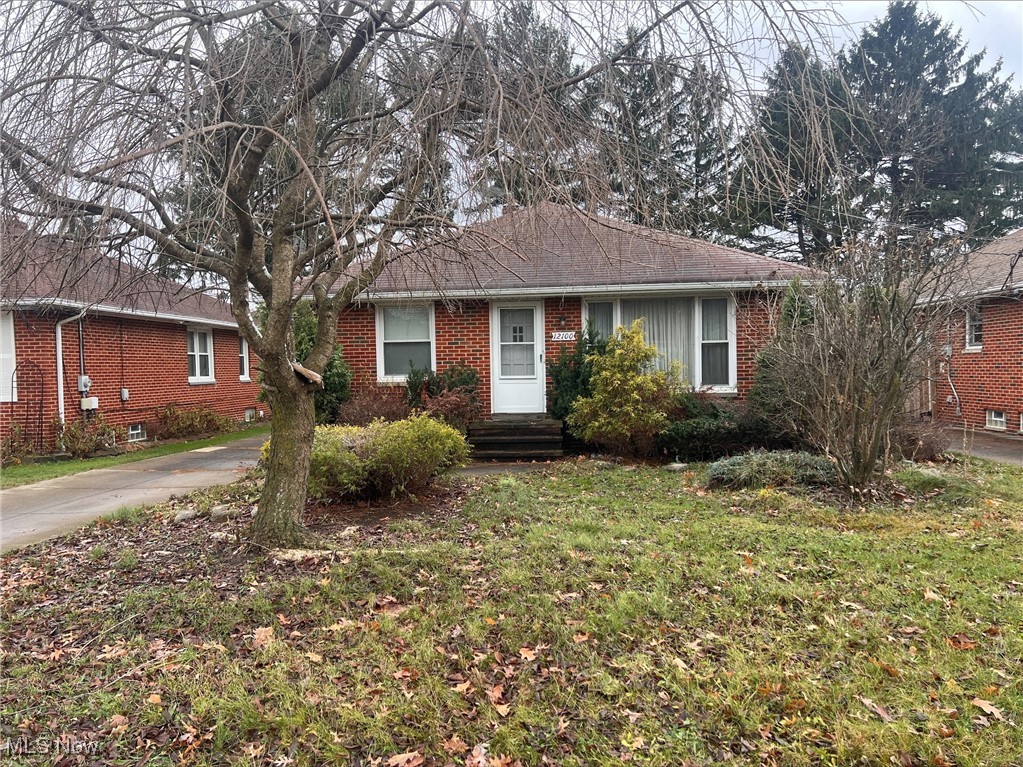 This is an ONLINE ONLY foreclosure sale. There are NO SHOWINGS. Deposit due by wire transfer within 48 upon conclusion . Cash deal; funding must take place within 30 days of confirmation of sale. 5% Buyer’s Premium shall apply. Subject to postponement and cancellation. Full terms and conditions at online registration.