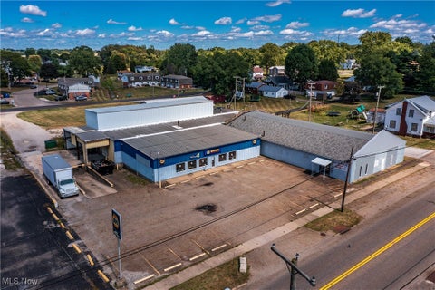 Photo for 305/311 Nassau Street W