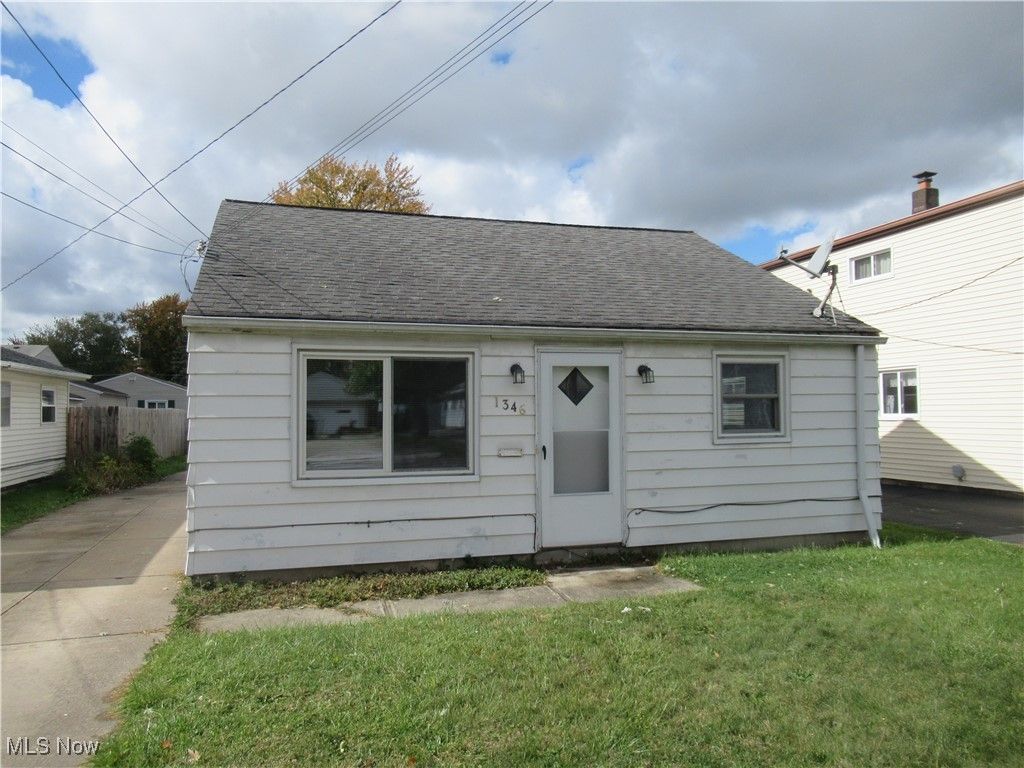 Photo of 1346 E 346th Street, Eastlake, OH 44095 (MLS # 5168284)