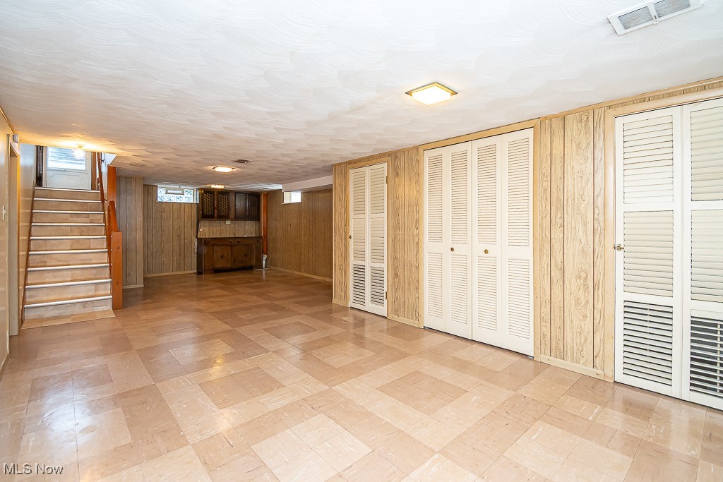 K K Hodgmans - Residential