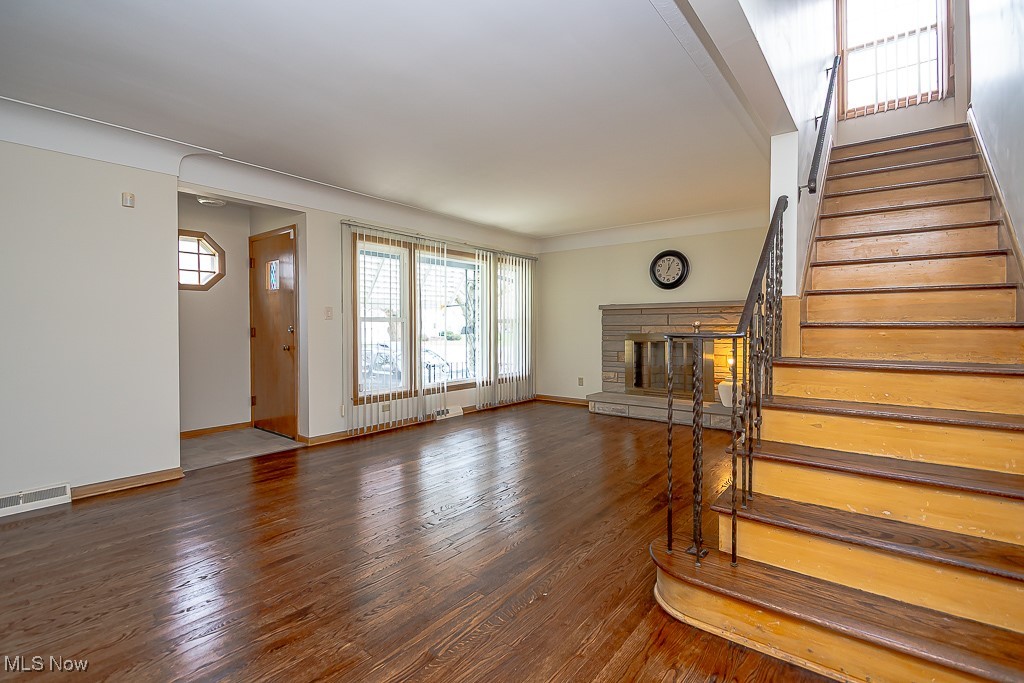 K K Hodgmans - Residential