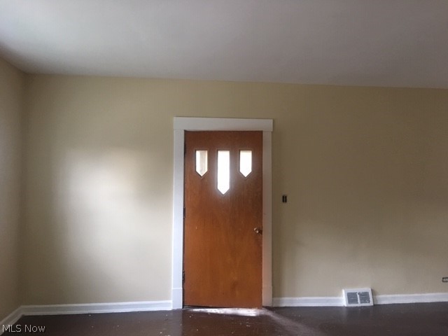 City/Youngstown - Residential Income