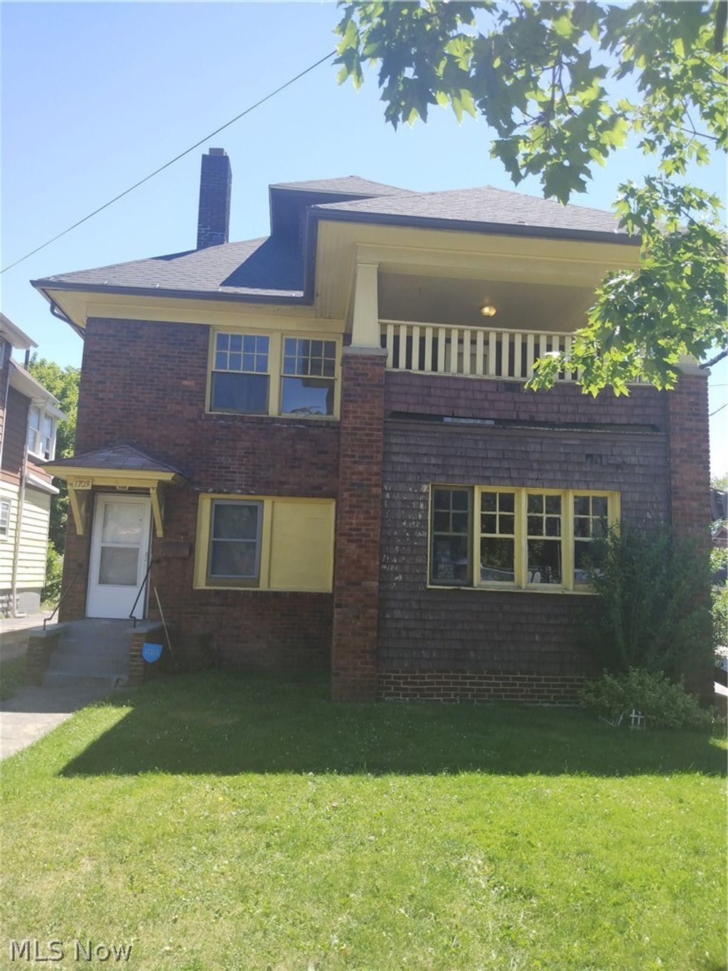 Photo of 1701 Ohio Avenue, Youngstown, OH 44504 (MLS # 5191451)