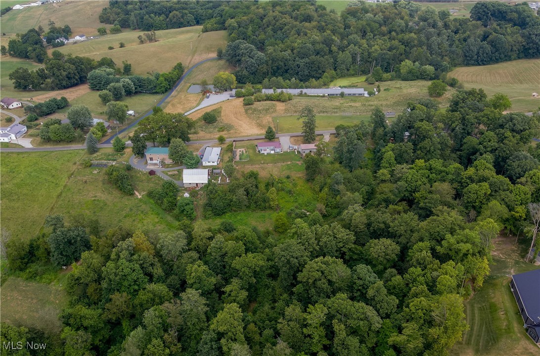 Oak Ridge Road, Sugarcreek, Ohio image 2