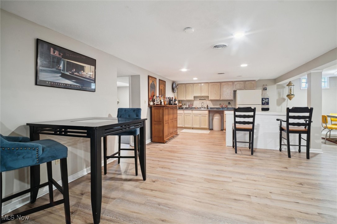 8809 Chapman Circle, Strongsville, Ohio image 35