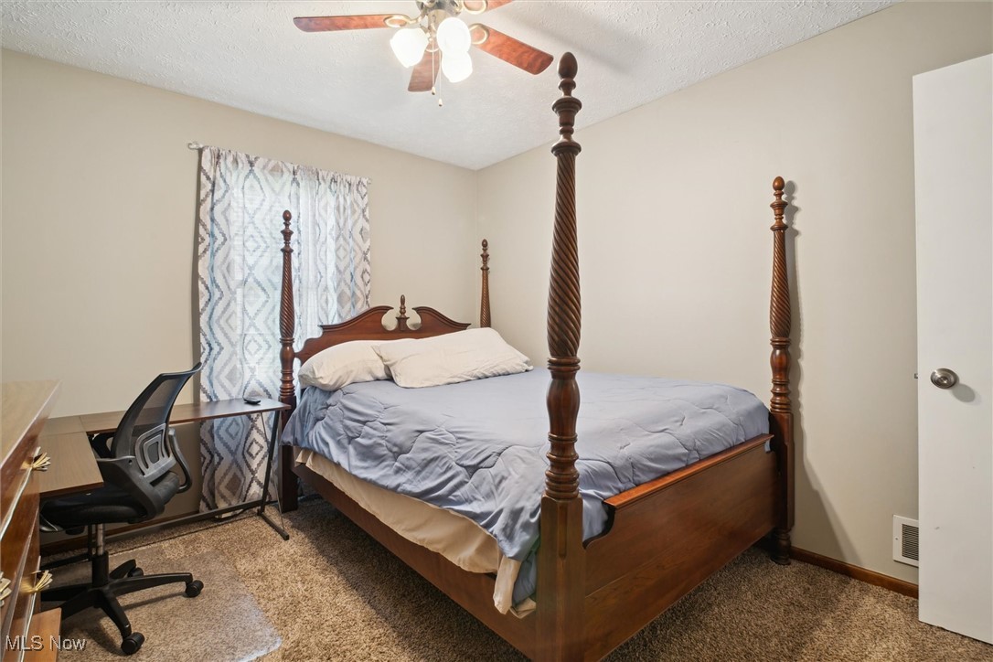 8809 Chapman Circle, Strongsville, Ohio image 24