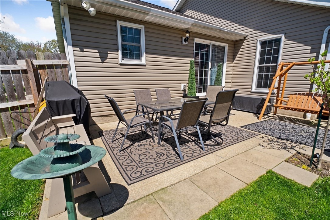 8809 Chapman Circle, Strongsville, Ohio image 46