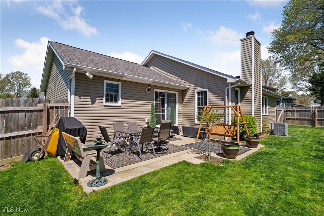8809 Chapman Circle, Strongsville, Ohio image 43