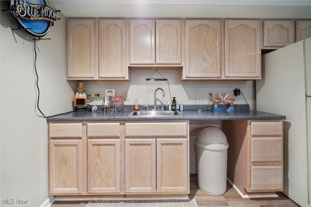 8809 Chapman Circle, Strongsville, Ohio image 37