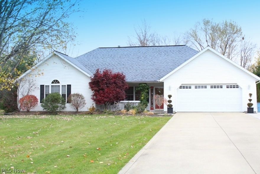 Model gorgeous on ideal cul de sac location!   You will immediately fall in love with this sprawling ranch with upgrades throughout!  Inviting foyer is perfect place to greet your guests.   Relax in the 300 sq ft. family room which features unique dish ceilings and gas fireplace!  Kitchen is a culinary dream with corian counter tops and stainless steel appliances!  Dining Room can also be used as a den or play room!  Spacious master suite with vaulted ceilings boasts huge walk in closet!  Master bathroom was tastefully updated with marble flooring and subway tiles around jetted tub.  Back yard features large patio and storage shed. Exciting opportunity to make this your new home!