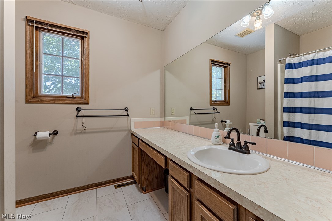 Sv-Bathcrest Estates - Residential