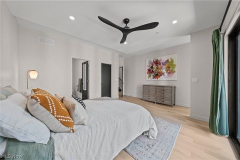 Tiny photo for 3111 Vine Court, Cleveland, OH 44113 (MLS # 5210266)