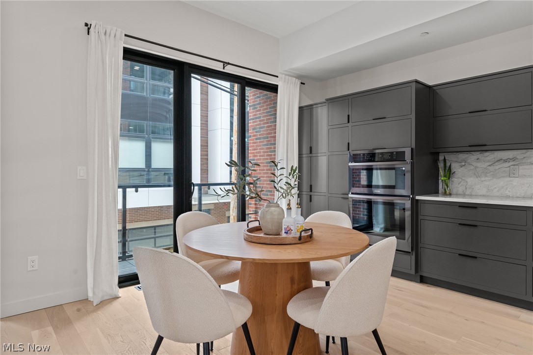 Hinge-Town-Homes - Residential