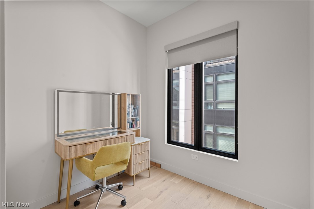 Hinge-Town-Homes - Residential