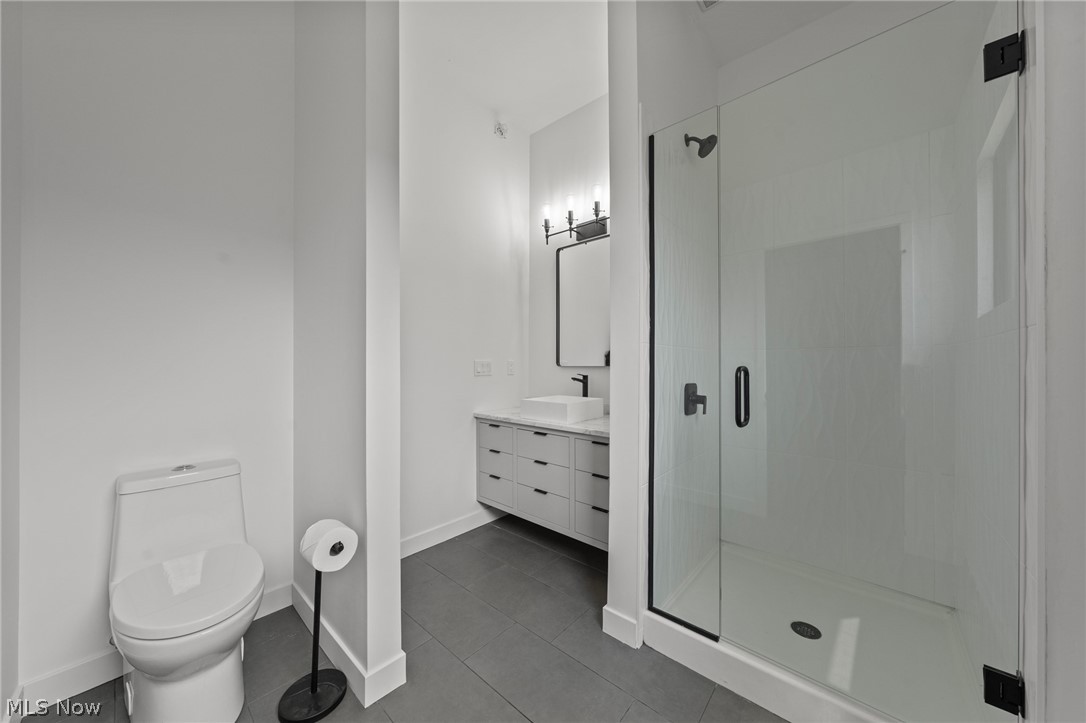 Hinge-Town-Homes - Residential
