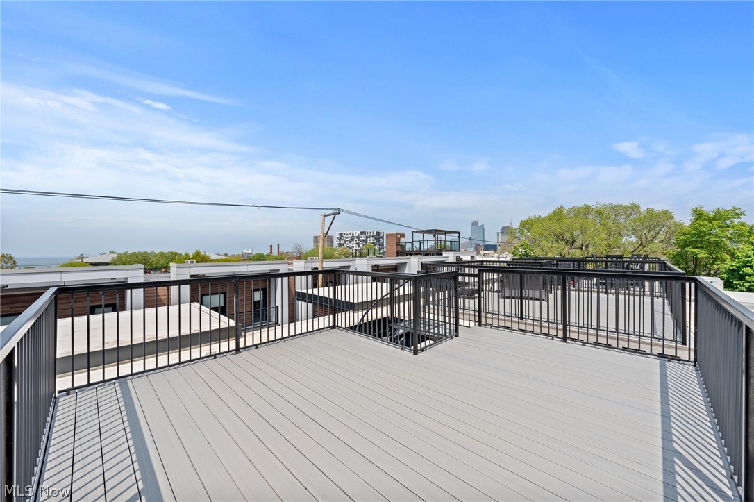Hinge-Town-Homes - Residential