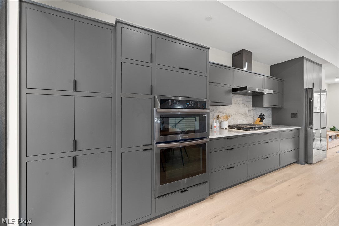Hinge-Town-Homes - Residential