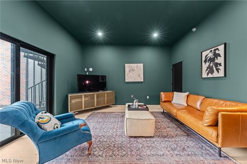 Tiny photo for 3111 Vine Court, Cleveland, OH 44113 (MLS # 5210266)
