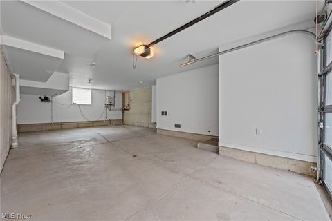 Tiny photo for 3111 Vine Court, Cleveland, OH 44113 (MLS # 5210266)