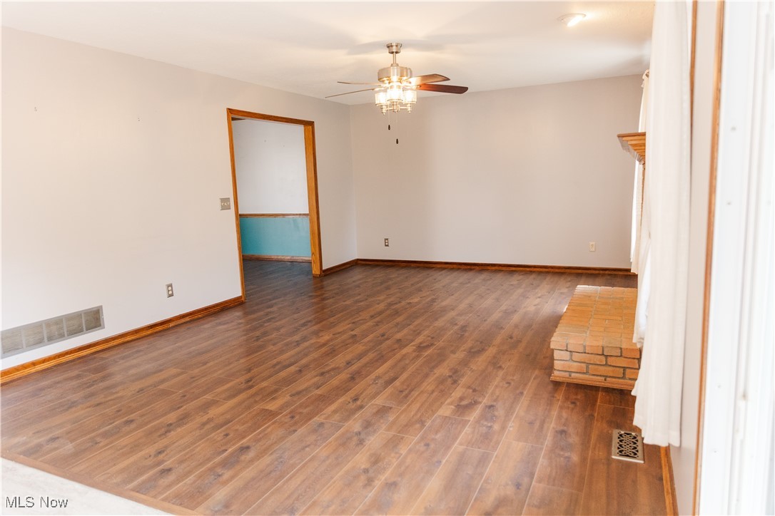 Castle West Estates 02 - Residential