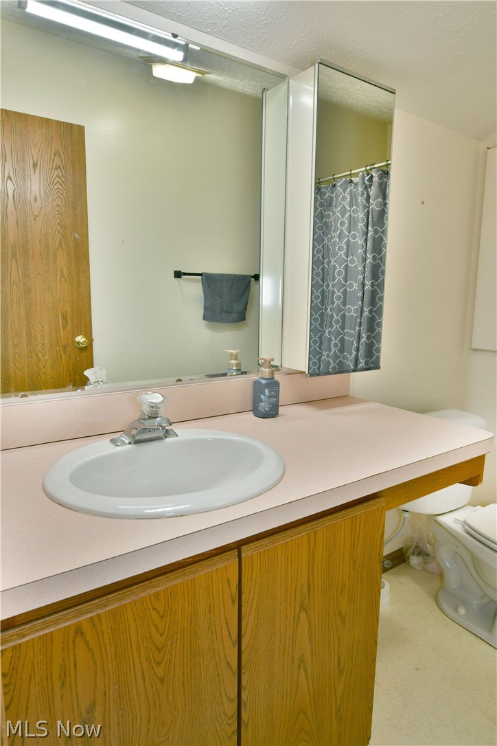 Lake Pointe Condo - Residential