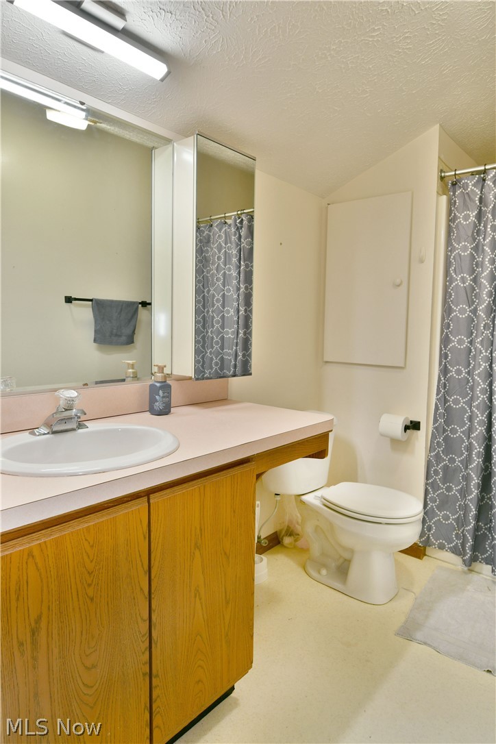 Lake Pointe Condo - Residential