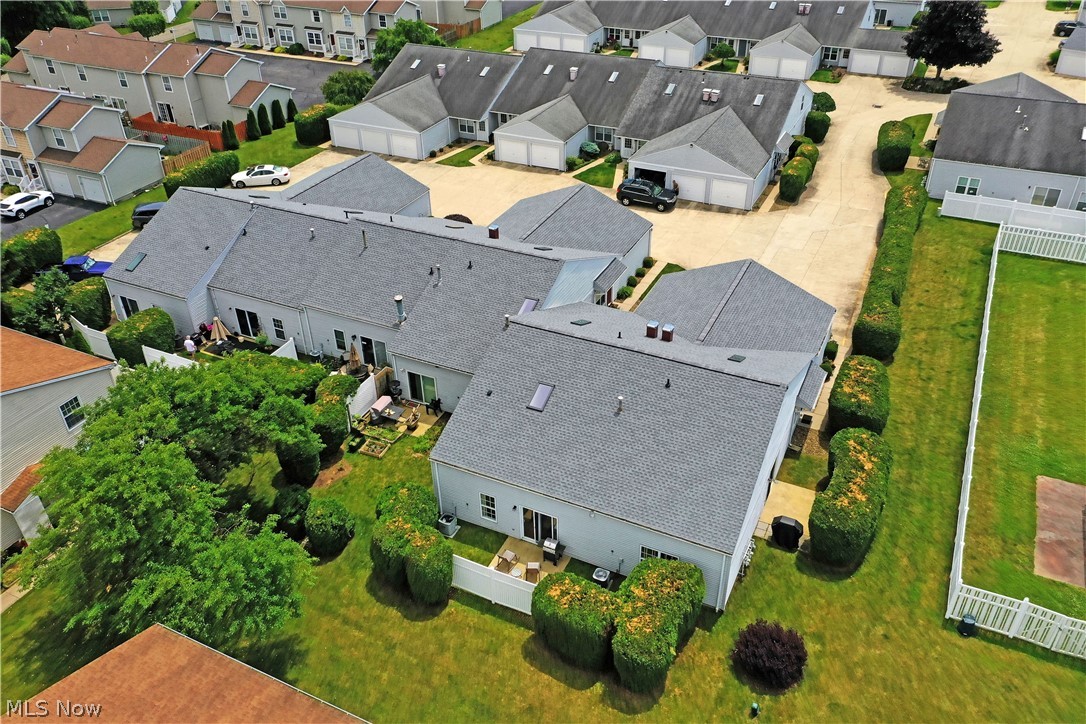 Lake Pointe Condo - Residential