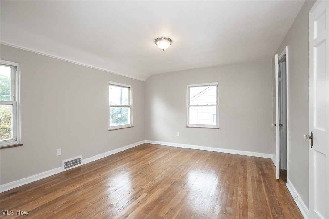 H B Howells Taylor Road - Residential