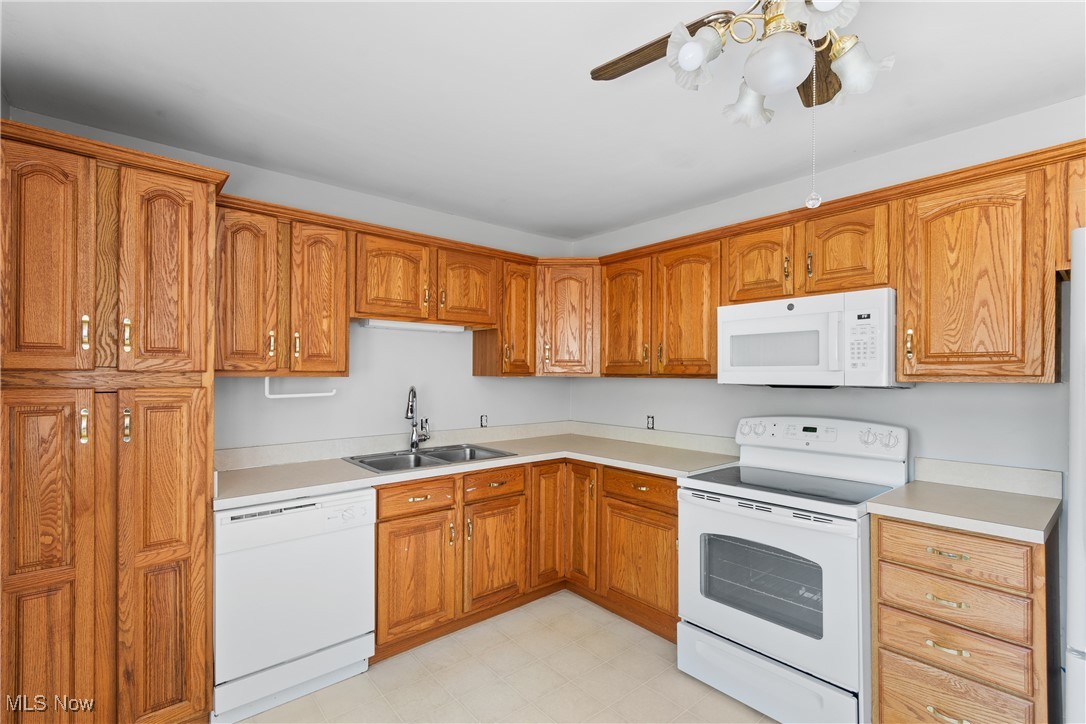 202 Maple Avenue, Chardon, Ohio image 15