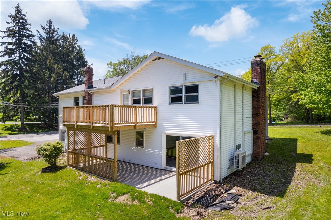 202 Maple Avenue, Chardon, Ohio image 4