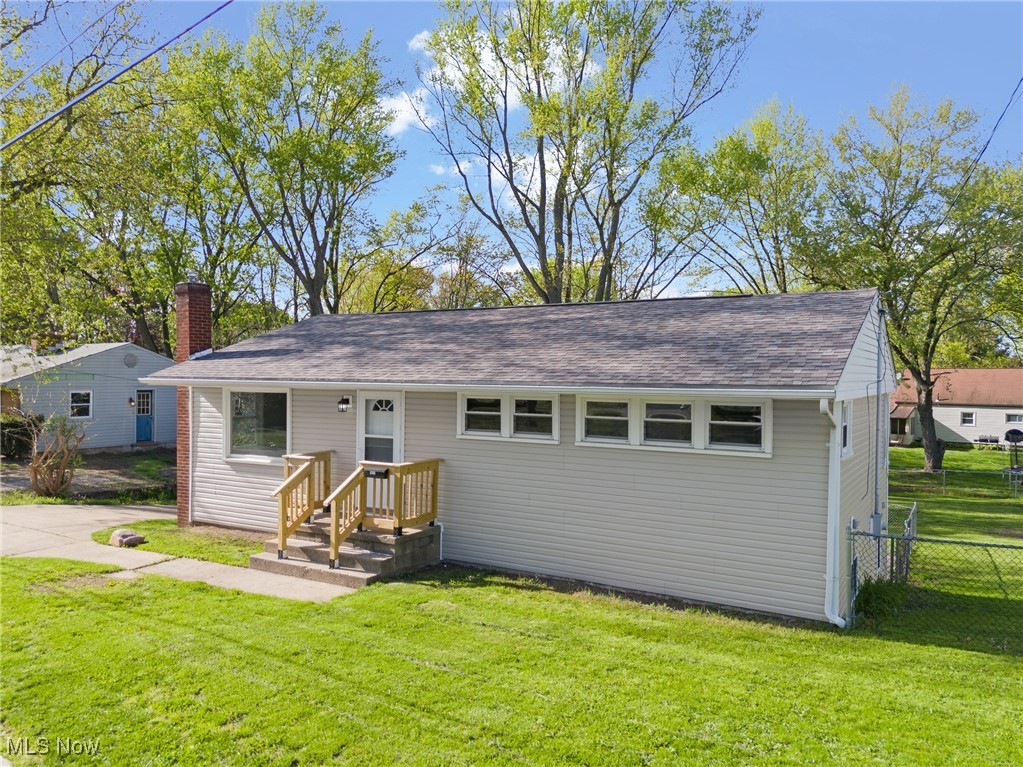 1615 39th Street, Canton, Ohio image 2