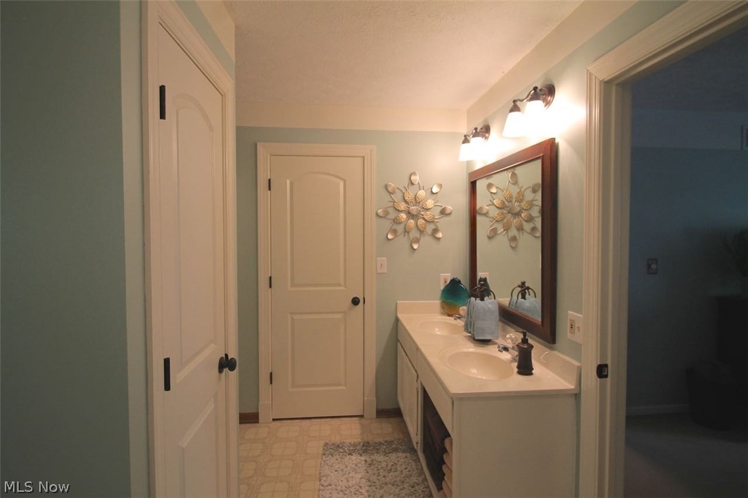 Silver Lake Heights - Residential