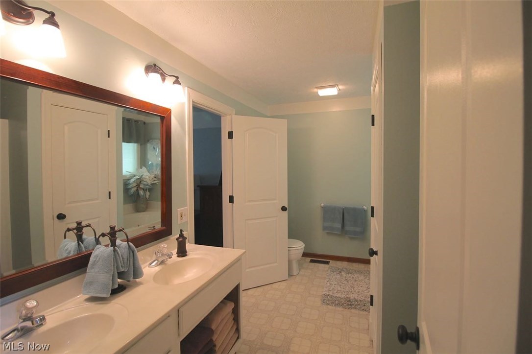 Silver Lake Heights - Residential