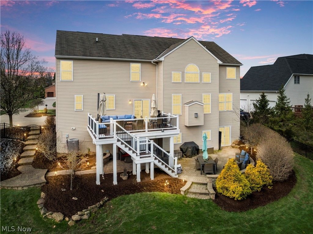 Photo of 17159 Waterbridge Drive, North Royalton, OH 44133 (MLS # 5193841)