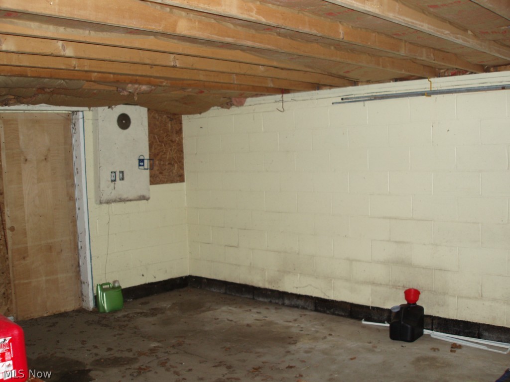 Eastlawn - Residential Lease