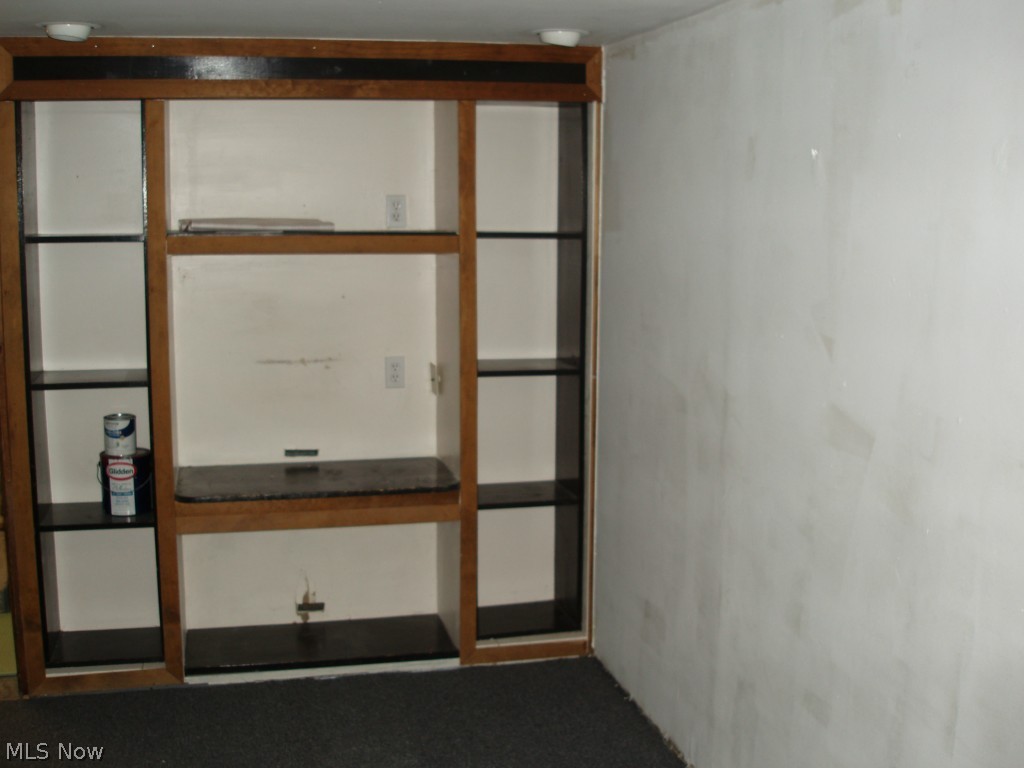 Eastlawn - Residential Lease