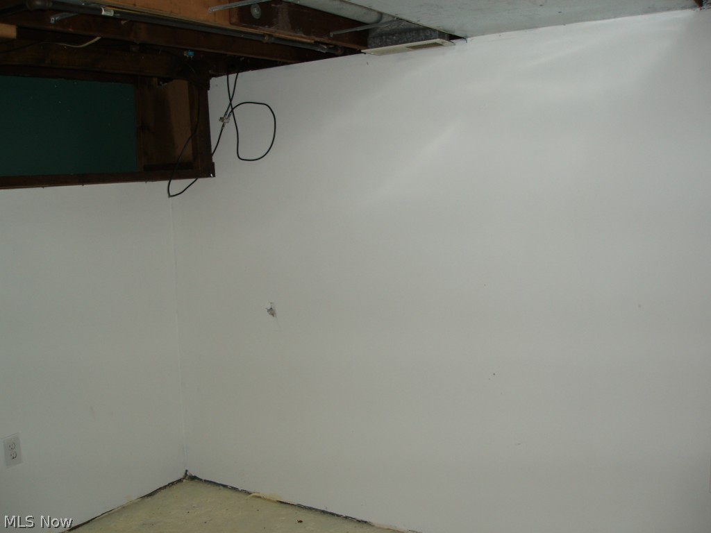 Eastlawn - Residential Lease