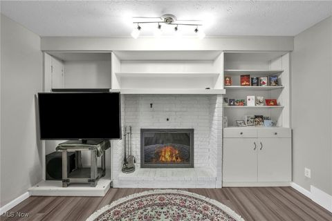 Tiny photo for 30185 Overlook Drive, Wickliffe, OH 44092 (MLS # 5178635)