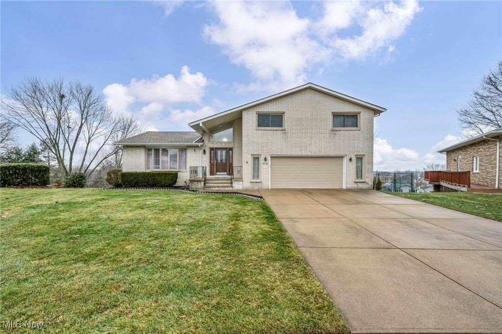 Photo of 30185 Overlook Drive, Wickliffe, OH 44092 (MLS # 5178635)