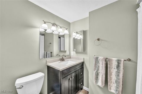 Tiny photo for 30185 Overlook Drive, Wickliffe, OH 44092 (MLS # 5178635)