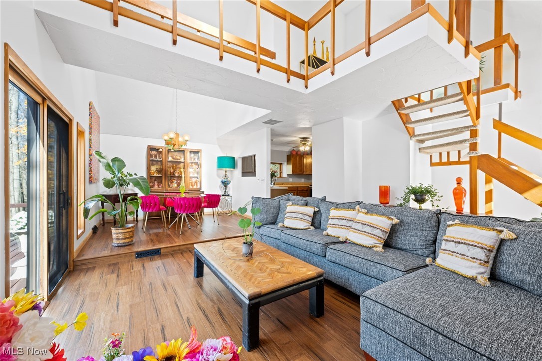 Holmes - Residential