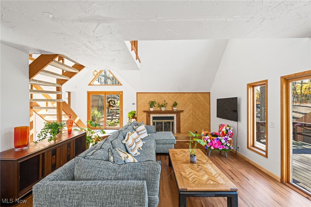 Holmes - Residential