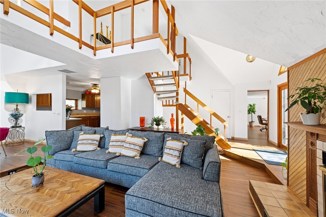 Holmes - Residential