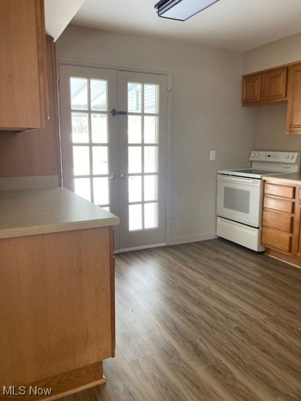 Photo of 10110 Lynden Oval, Parma Heights, OH 44130 (MLS # 5184442)