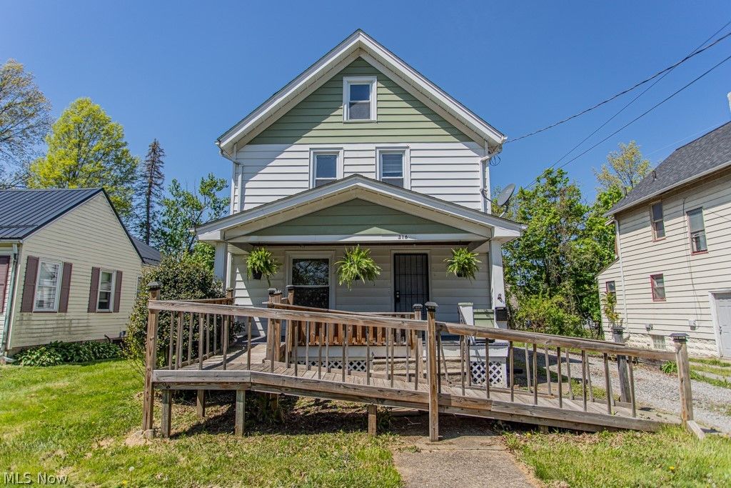 Photo of 316 Bonnie Brae Avenue SE, Warren, OH 44484 (MLS # 5206913)